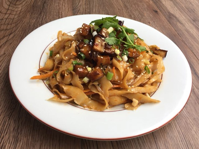 红烧茄子拌面